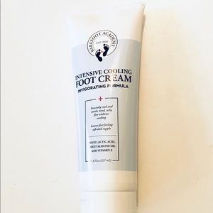 NEW BAREFOOT ACADEMY INTENSIVE COOLING FOOT CREAM